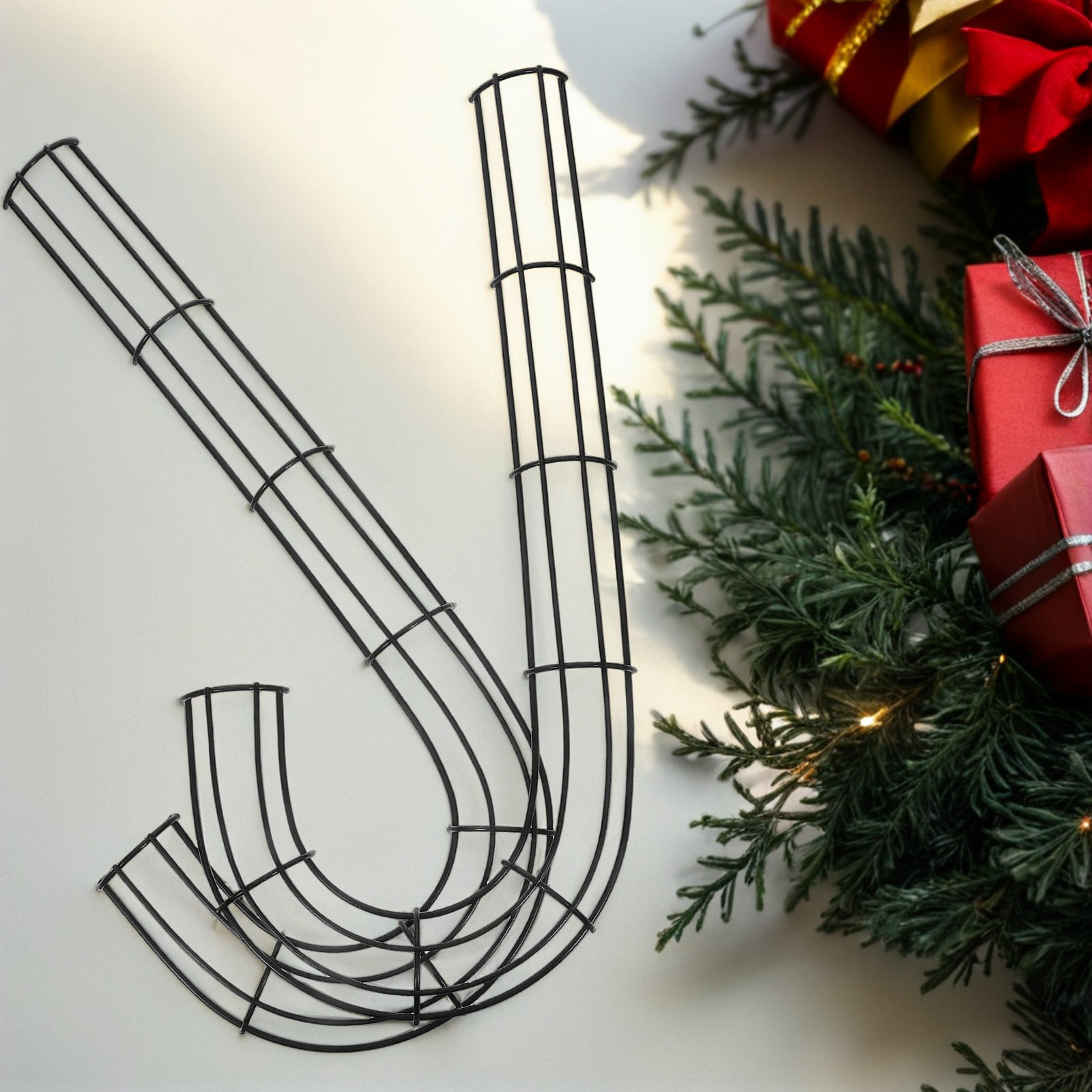 2Pcs Christmas J Shape Wreath  - Wreath Form Wire review and price